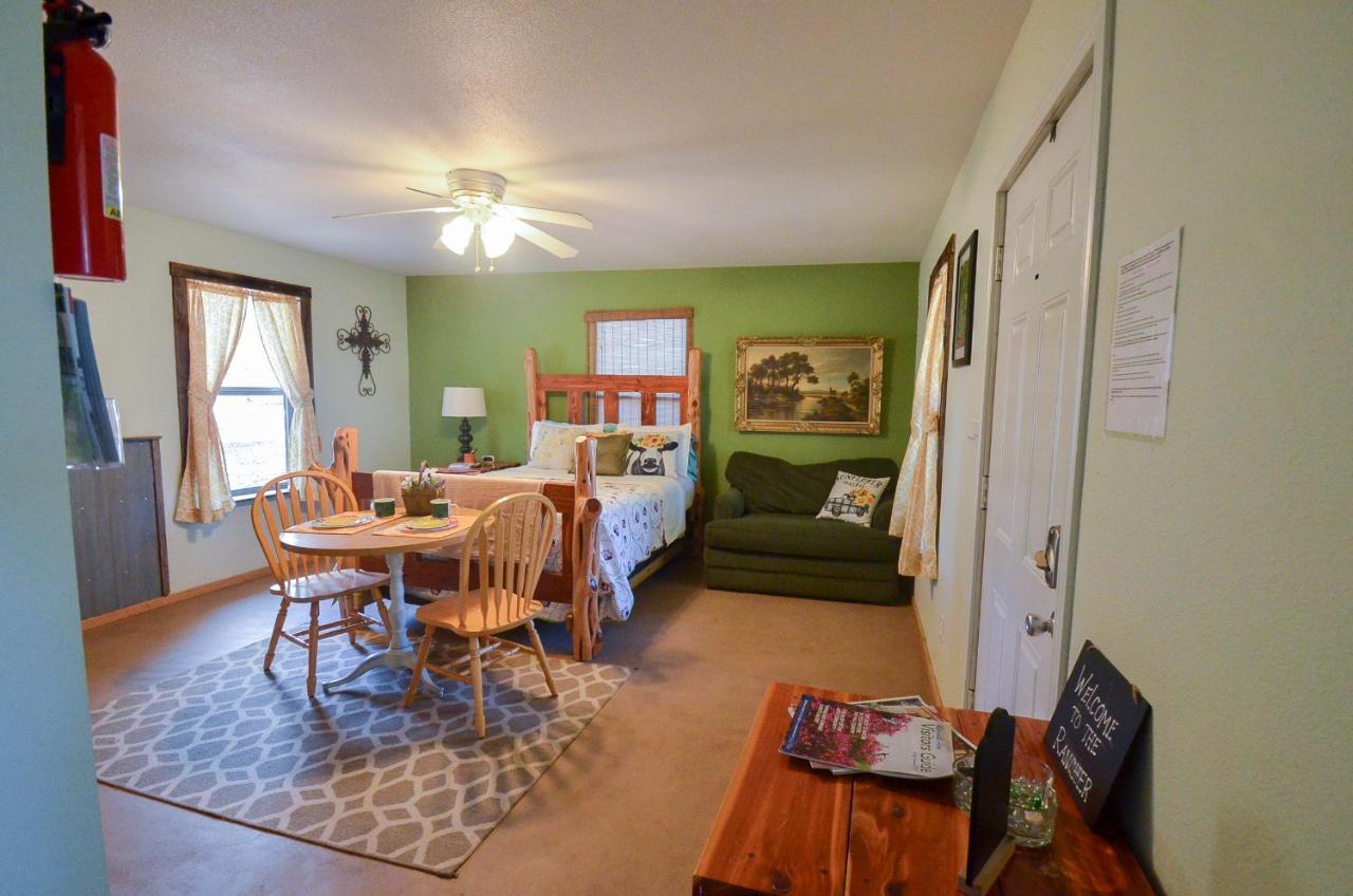 Cowboys And Angels Rv Park, Cabins, And Events Mountain Home 外观 照片